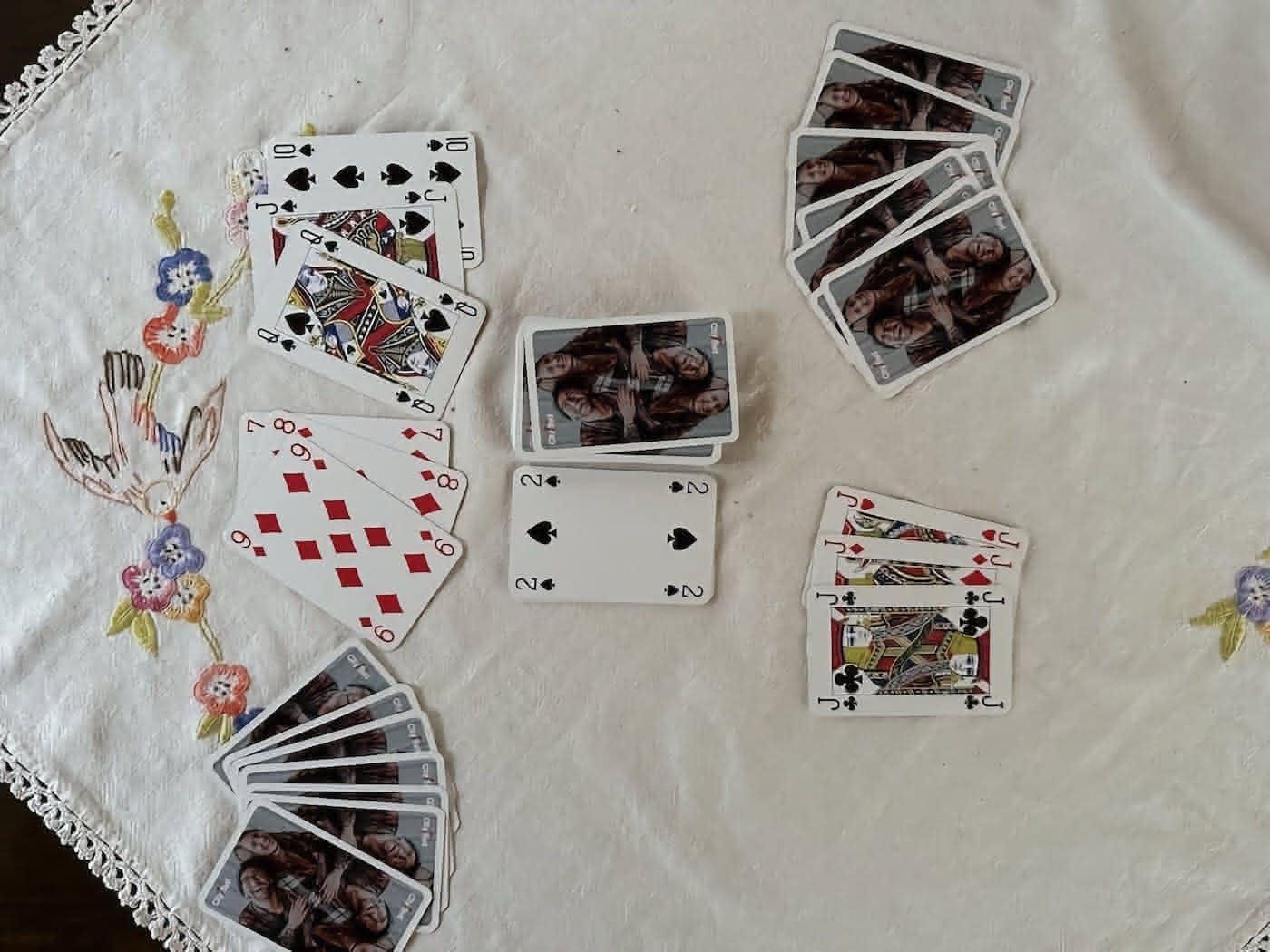 Illustrasjon til Rummy: Kombinasjoner